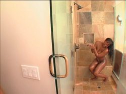 Captura de 'Sneaky Sex In The Shower' nº 71