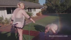 Captura de 'Men Are Slaves 2: The Humiliated Male' nº 2