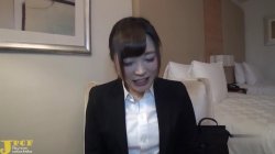 Captura de 'Minami-chan: Bubbly & Adorable Job-Seeking Student With An Impressive Bust' nº 18