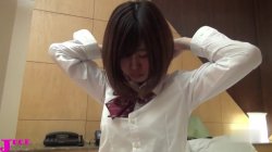 'A Gorgeous Fair-Skinned Girl With an E-cup Figure As Charming as a Pop Idol' screenshot nº 15