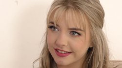 Captura de 'Women Of A Certain Age 17' nº 63