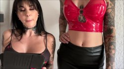 Captura de 'Family Therapy: Horny Goth Moms In Your Area' nº 19