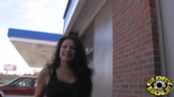 Captura de 'Interracial Gloryhole Initiations #7' nº 105