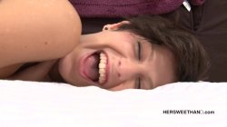Captura de 'Just Plain Girl' nº 34