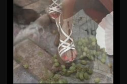 'Cougars Foot Job' screenshot nº 67