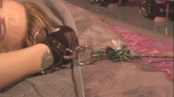 'Fetish Girl Contact High: Sniff The Glove' screenshot nº 132
