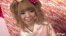'Sweet Blonde Japanese Babe Masturbates With Vibrator, Gives Blowjob, Gets Facial' screenshot nº 11