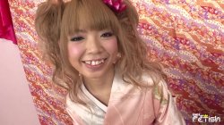 'Sweet Blonde Japanese Babe Masturbates With Vibrator, Gives Blowjob, Gets Facial' screenshot nº 14