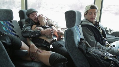 Beautiful Tattooed Bonnie Rotten Gives Xander Corvus Head on the Bus