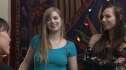 'Lesbian House Hunters Part 18' screenshot nº 92
