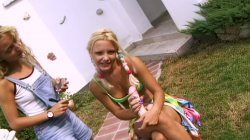 Captura de 'Vollgespritzte Debutantinnen' nº 3
