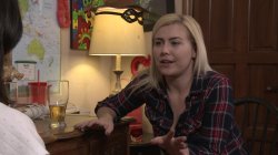 Captura de 'Women Seeking Women 155' nº 68