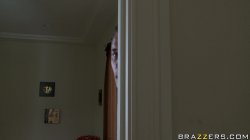 Captura de 'Mommy Got Boobs Vol. 8' nº 55
