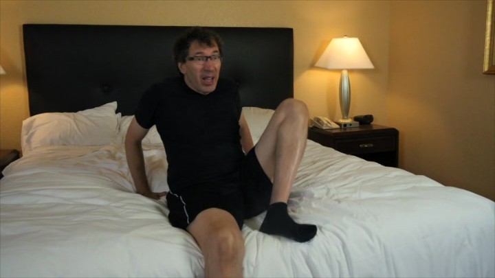 Sexy BBW With Blonde Hair Uses A Pink Vibrator On Her Pussy