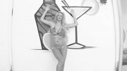 Captura de 'Courtney Taylor & Scarlet Wild & Mike Adriano Suck Anal A2OPM Creampie Snowball Collector Scene' nº 1