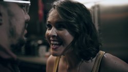 Captura de 'Treating Her Right' nº 3