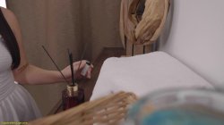 'SlipperyMassage: Amalia Ost & Nicole Murkovski' screenshot nº 1