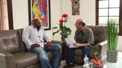 Captura de 'Interracial Cougar Cuckold 2' nº 105