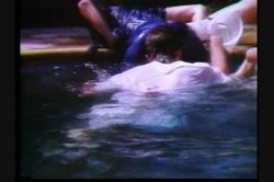 Captura de 'Retro Porn Pool Party' nº 85