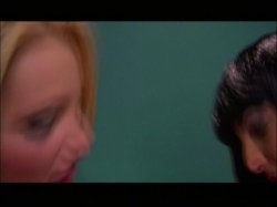 Captura de '2 Sex 3 Angels' nº 22