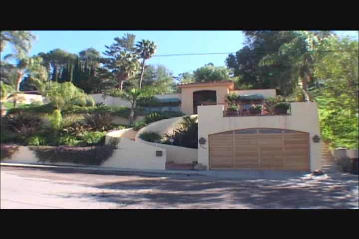 Exotic Beauty Gets Fucked Doggystyle By a BBC