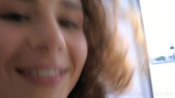 Captura de 'View To A Gape 2, A' nº 1