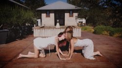 Captura de 'All My Mother's Lovers' nº 3