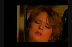 Captura de 'Inside The Pink Door' nº 35
