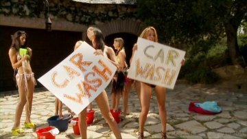 Beautiful Chicks Enjoy a Car Wash Orgy Screenshot