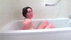 'Bathing of the British Bush' screenshot nº 88