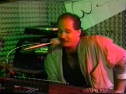 'Hump Up The Volume' screenshot nº 1