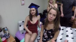 Captura de 'Frisky Freshmen' nº 4