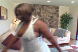 'My Black M.I.L.F. Neighbor 2' screenshot nº 92
