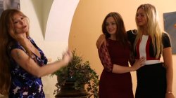 'Lesbian Love Stories 8: Partner Exchange' screenshot nº 2