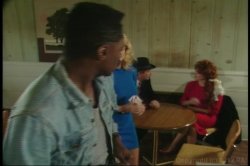 'Oh What a Night' screenshot nº 77