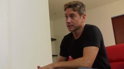 Captura de 'Latina Interracial Cuckold 2' nº 28