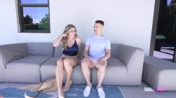 Captura de 'Cory Chase in Landlord Karen Cums to Collect' nº 16