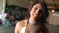 Captura de 'Lauree Serves Up a Spicy DP' nº 9