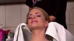 Captura de 'Fucking Adventures of Danny D. the Lucky Hairdresser' nº 4