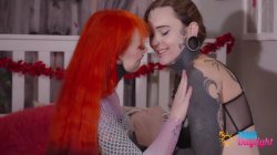 'Stacy Pipe Dream fucks Lorelai Leigh hard in multiple positions' screenshot nº 5