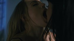 'Best Of Girls Kissing Girls' screenshot nº 12