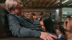 Captura de 'Yaner Fucks A Virgin Man On His Birthday With People Watching' nº 56