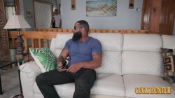Captura de 'Micha's Husband Offered His Chubby Wife To His Black Friend, Watching Her Stretched Wide By That Massive Cock' nº 2