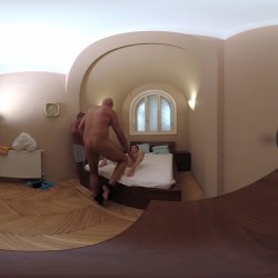 Captura de 'Lily Blossom Behind The Scenes VR Part One - Don't Stop Please - Submissive Teenager Loves Rough Sex' nº 13