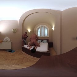 Captura de 'Lily Blossom Behind The Scenes VR Part One - Don't Stop Please - Submissive Teenager Loves Rough Sex' nº 14