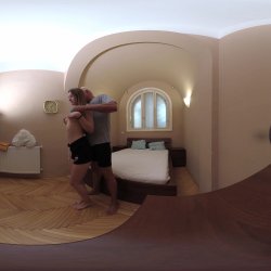 Captura de 'Lily Blossom Behind The Scenes VR Part One - Don't Stop Please - Submissive Teenager Loves Rough Sex' nº 4