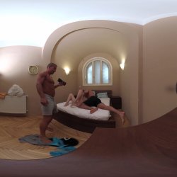 Captura de 'Lily Blossom Behind The Scenes VR Part One - Don't Stop Please - Submissive Teenager Loves Rough Sex' nº 7