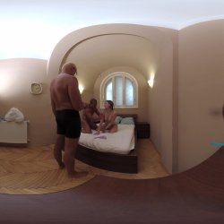 Captura de 'Lily Blossom Behind The Scenes VR Part One - Don't Stop Please - Submissive Teenager Loves Rough Sex' nº 85