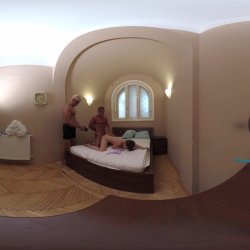 Captura de 'Lily Blossom Behind The Scenes VR Part One - Don't Stop Please - Submissive Teenager Loves Rough Sex' nº 90