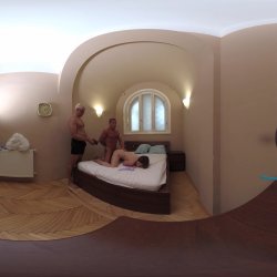 Captura de 'Lily Blossom Behind The Scenes VR Part One - Don't Stop Please - Submissive Teenager Loves Rough Sex' nº 96